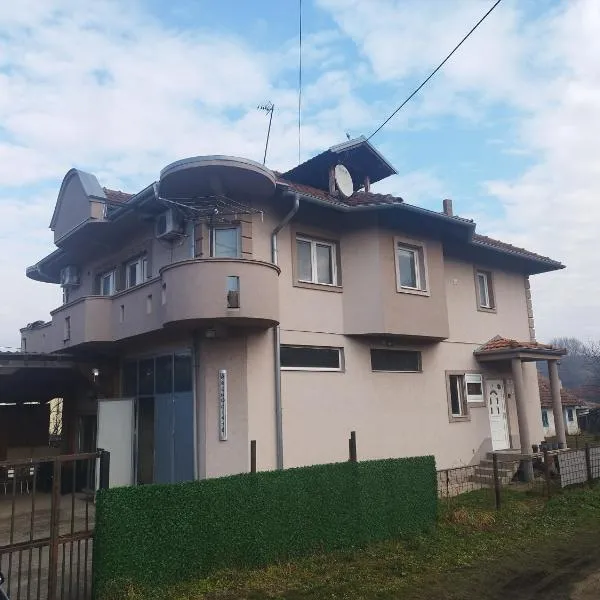 Salvatori，位于Garić的酒店