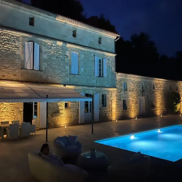 Ancien Château viticole，位于Bourg-sur-Gironde的酒店
