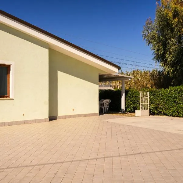 Un Sogno Al Mare，位于利多迪费尔莫的酒店