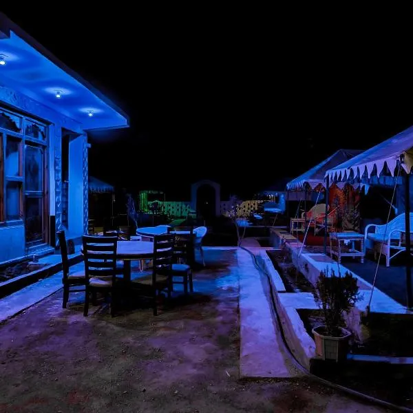 Tyakshi Summer Camp,位于Turtok的酒店