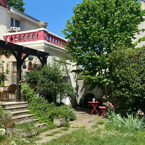 Les Charmettes chambre d hôtes indépendante，位于Villemoisson-sur-Orge的酒店