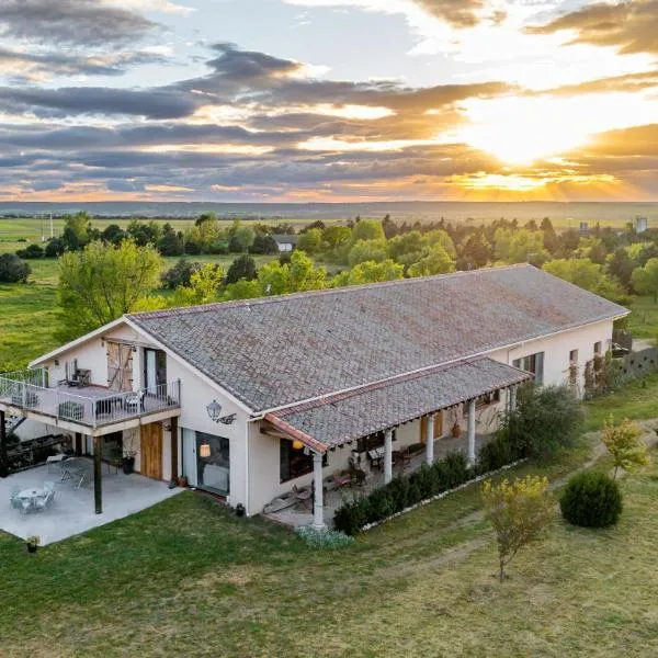 Hotel Rural Costa del Trigo，位于塞哥维亚的酒店