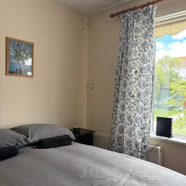 Superb Double Room near Airport - 2，位于都柏林的酒店