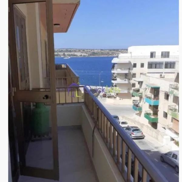 Sea view three bedroom apartment，位于伊斯瑟勒姆的酒店