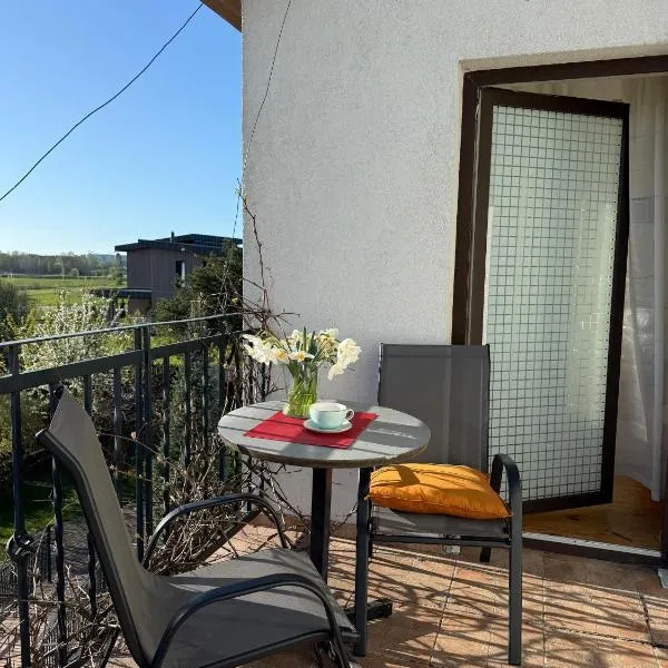 Comfy stay at Hill of Clouds，位于Rāmava的酒店