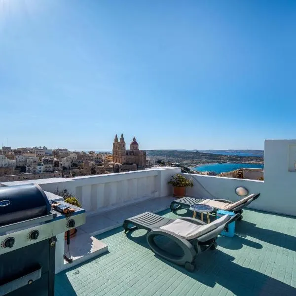 Seaview Rooftop, 3 bed, 2 bath，位于梅利哈的酒店