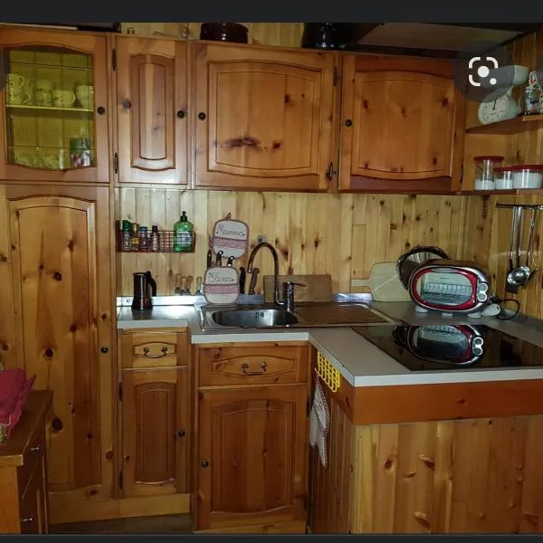 Piccolo chalet，位于安达洛的酒店