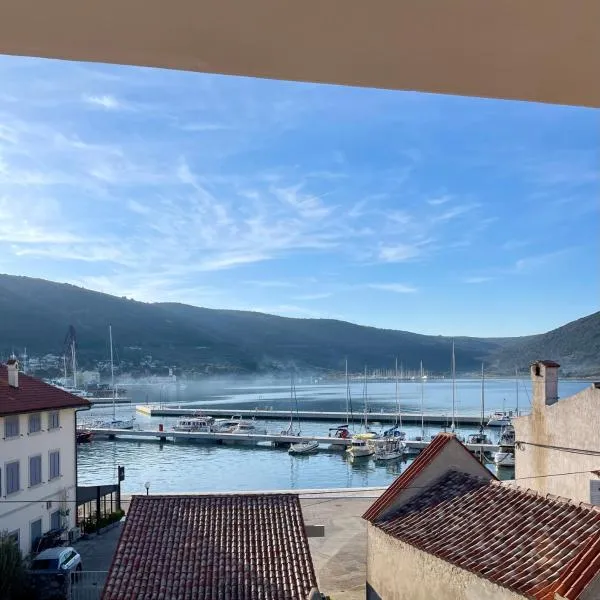Villa Lungomare，位于茨雷斯的酒店