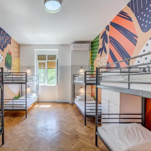 Hostel Colors Of Adriatic - Youth Only，位于斯普利特的酒店