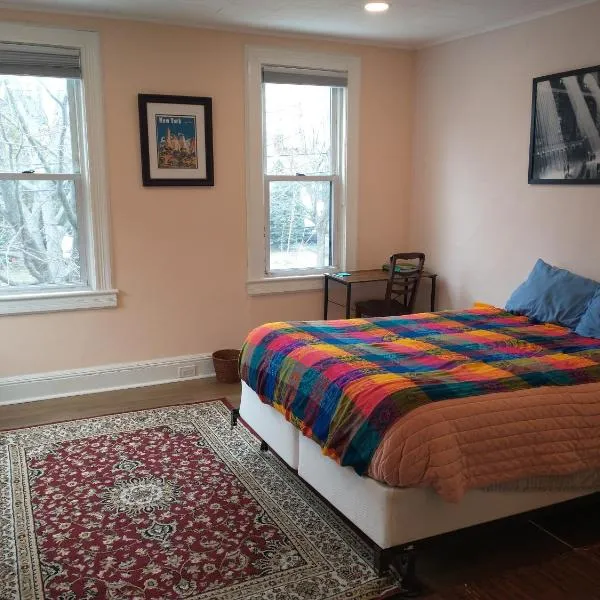 Comfortable Convenient Big 3 Bedroom Apartment 30 Minutes to New York City，位于Pfister Helistop的酒店