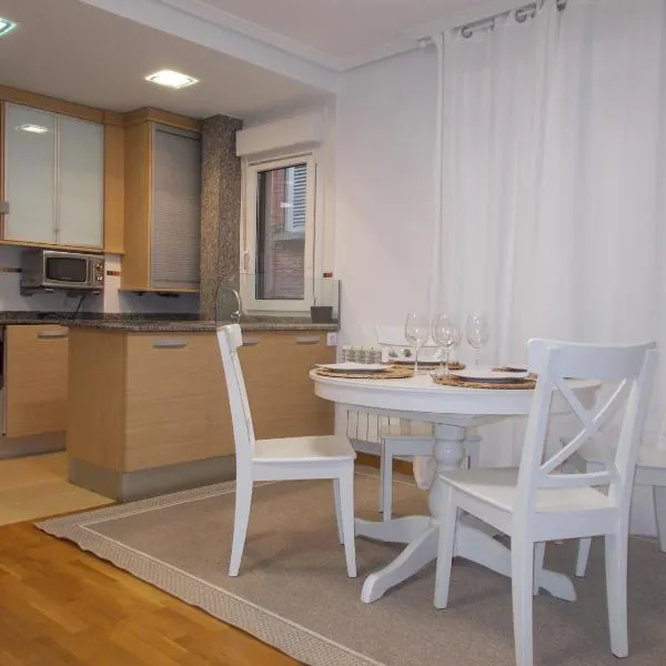 Plaza Viana，位于比亚纳的酒店