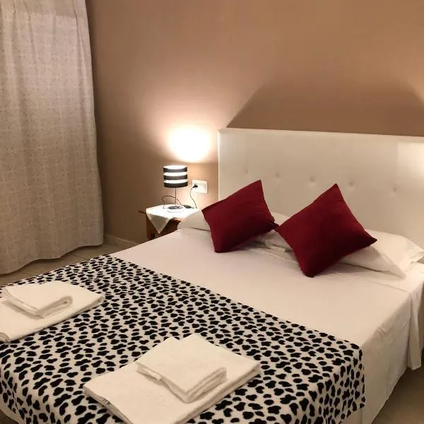 Cómodo apartamento céntrico，位于洛斯克里斯蒂亚诺斯的酒店