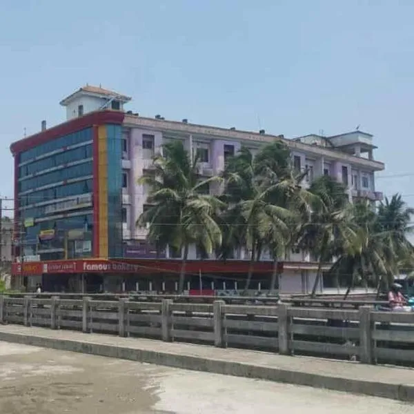 K M S Residency，位于Tirūr的酒店
