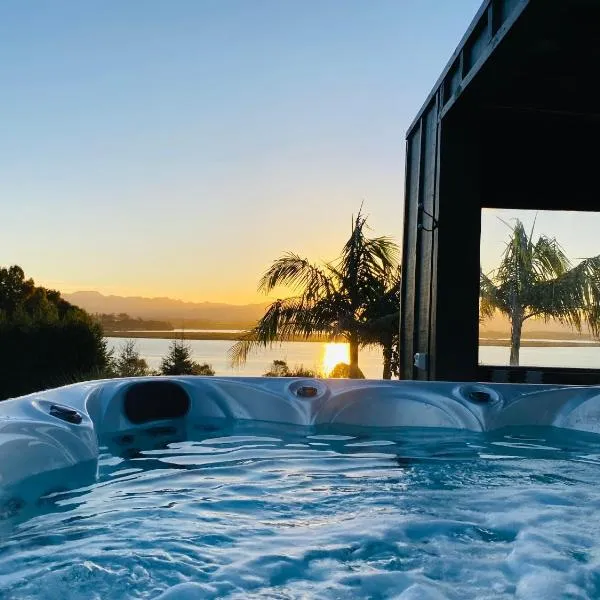 Peninsula Paradise，位于陶朗加的酒店