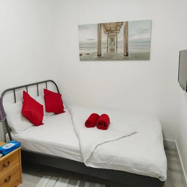 Bet El Cozy & Comfy Room 4，位于Parkside的酒店