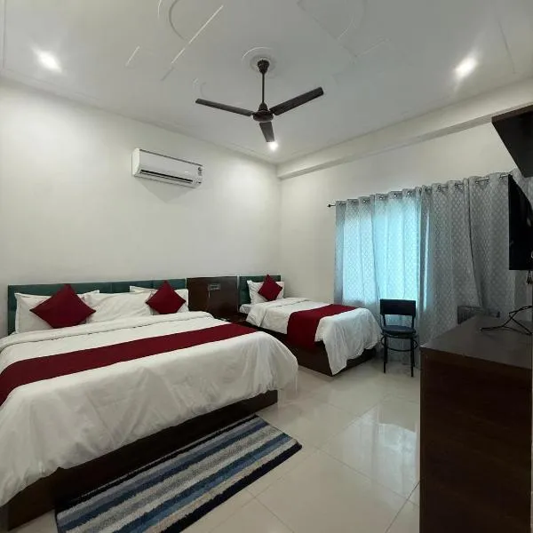 Shree shyam pay at hotel，位于Khātu的酒店