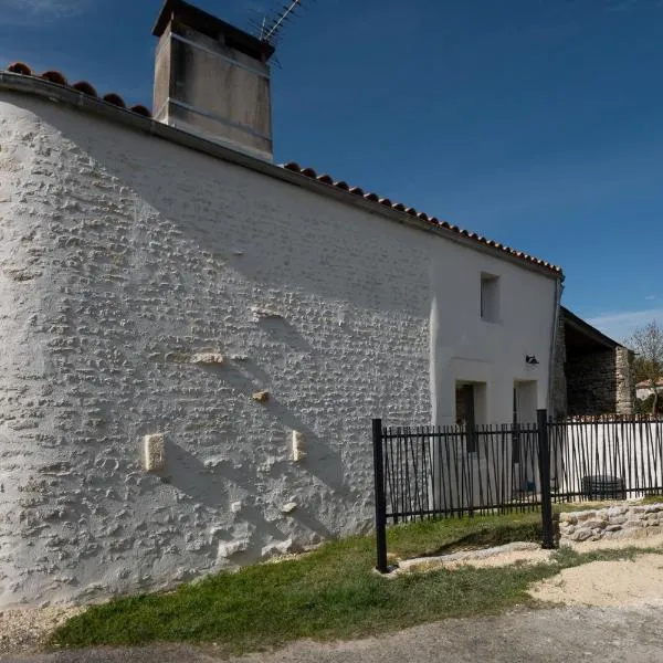 Le Clos du Tramaillou gite La Grand Voile pour 6 S，位于Annezay的酒店