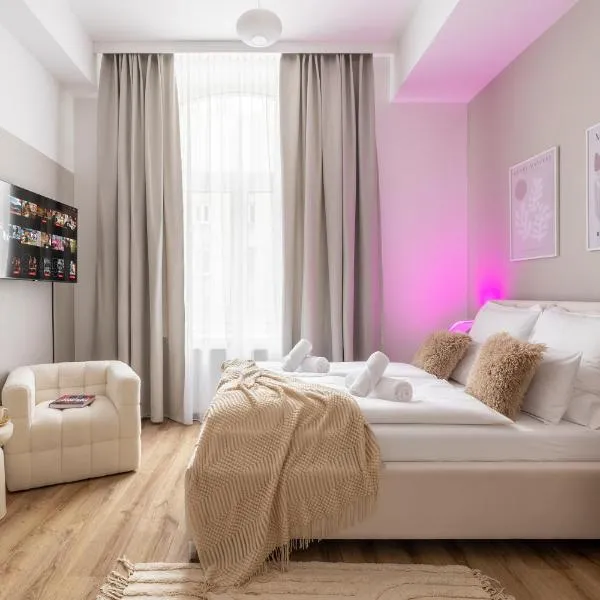 BAST 143 Apartamenty TOP LOCATION , OFF Piotrkowska , Stajnia Jednorożca , WINDA , parking na terenie bezpłatny , Orientarium , Hopa Lupa , ATLAS ARENA , WYTWÓRNIA , EC1，位于罗兹的酒店