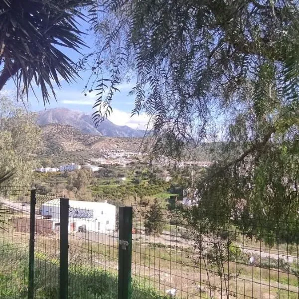 Casa Elena，位于比纽埃拉的酒店