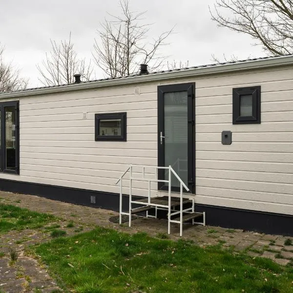 Camping Meerwijck - Fluitekruid 4，位于Kropswolde的酒店