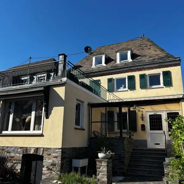 Altes Weinhaus，位于诺伊马根-德赫龙的酒店
