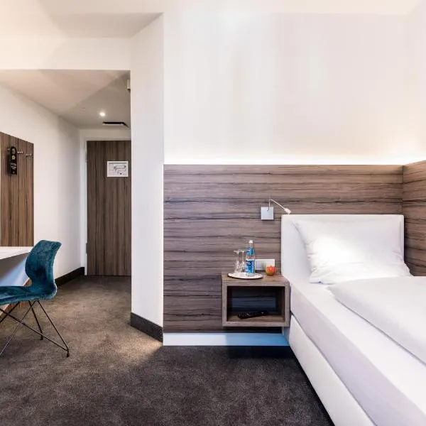 Parkhotel Hachenburg，位于哈亨堡的酒店