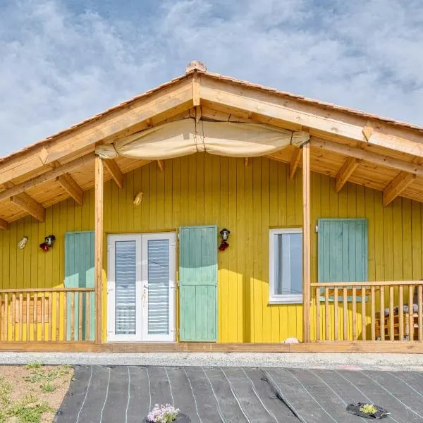 Chalet de campagne en Dordogne，位于Thénac的酒店