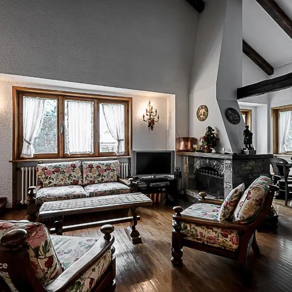 Luxury Apartment- Stunning Mountain View，位于库马约尔的酒店