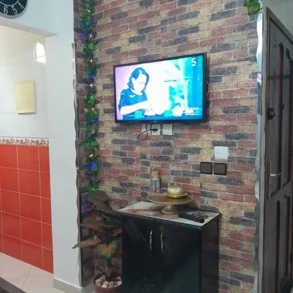 rue 3 av kadi ayad et 2 ap 11 martil，位于米迪克的酒店