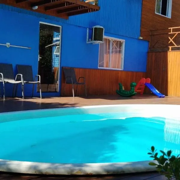 Casa próximo parque de eventos com piscina aquecida na temporada，位于本图贡萨尔维斯的酒店