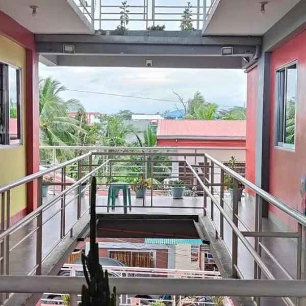 4C’s Room Rental, Apartments, Hotel and Transient，位于Calapan的酒店