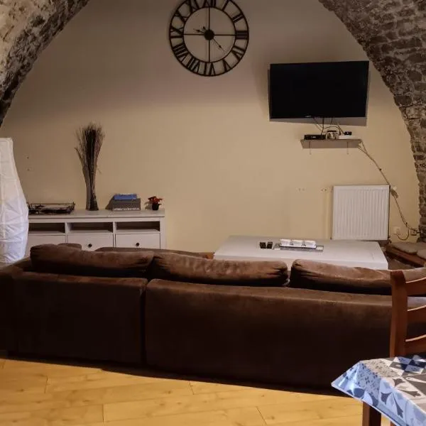 Le gîte vouté confort et repos，位于Saint-Beauzély的酒店