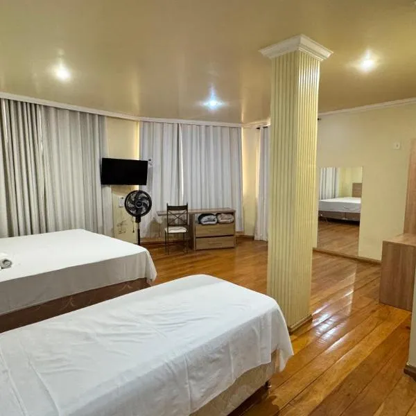 Hotel Carreiro Inhapim，位于Inhapim的酒店