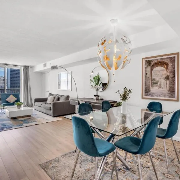 Enjoy Brickell Living 2 BR Retreat With Free Parking，位于迈阿密的酒店