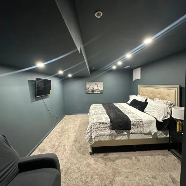 Luxury 2 bedroom basement，位于鲍伊的酒店
