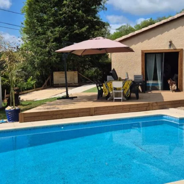 Maison de campagne avec piscine privative，位于Salviac的酒店