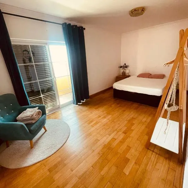 The Throne，位于阿尔卡彼得克的酒店