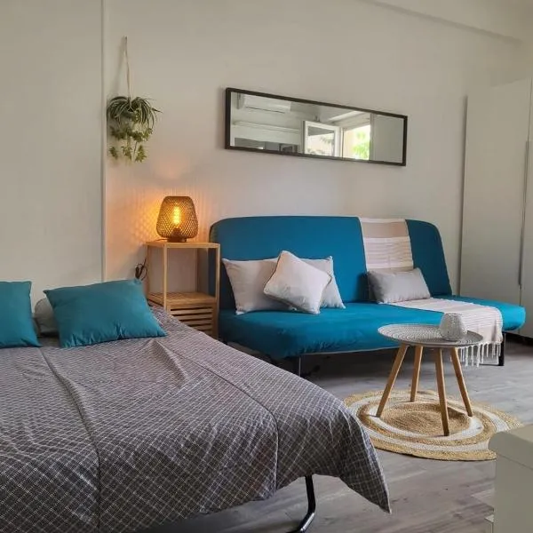 Appartement Juan Les Pins à 2 min de la plage，位于昂蒂布的酒店