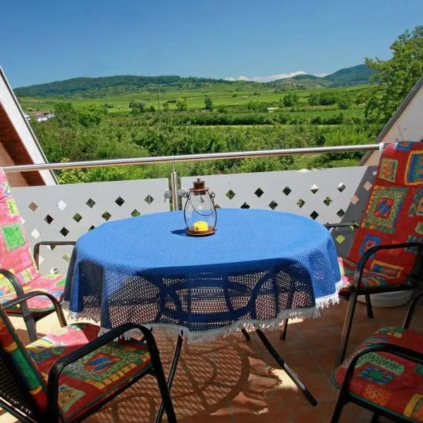 Ferienwohnung Kaiserstuhlblick，位于布尔克海姆的酒店