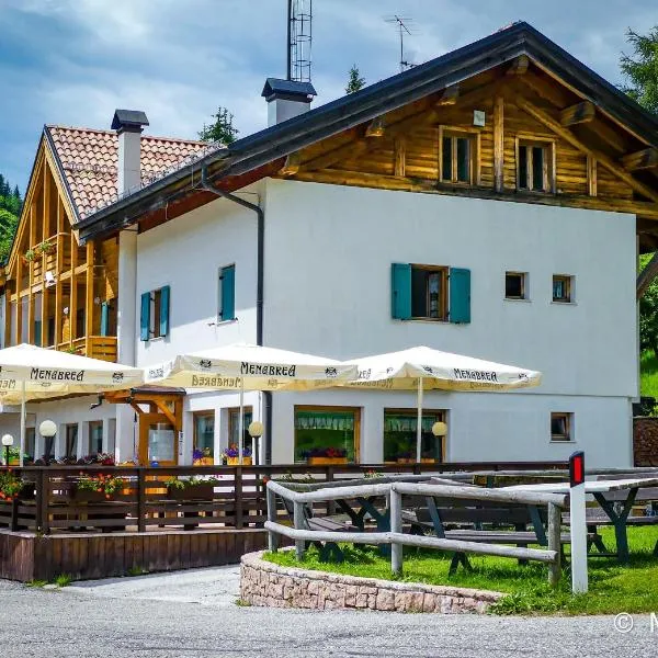 Rifugio Viote，位于法申的酒店