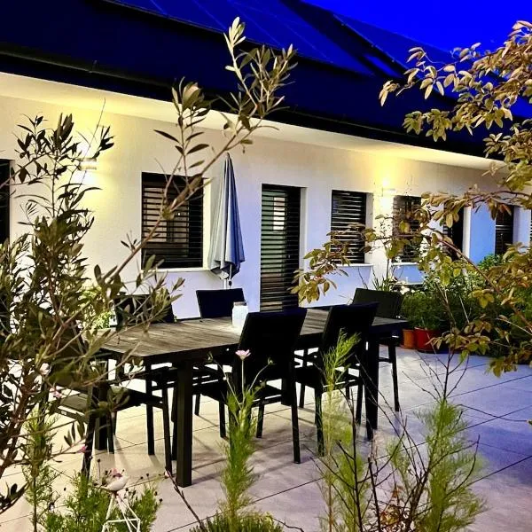 Retz Garden Loft，位于雷茨的酒店