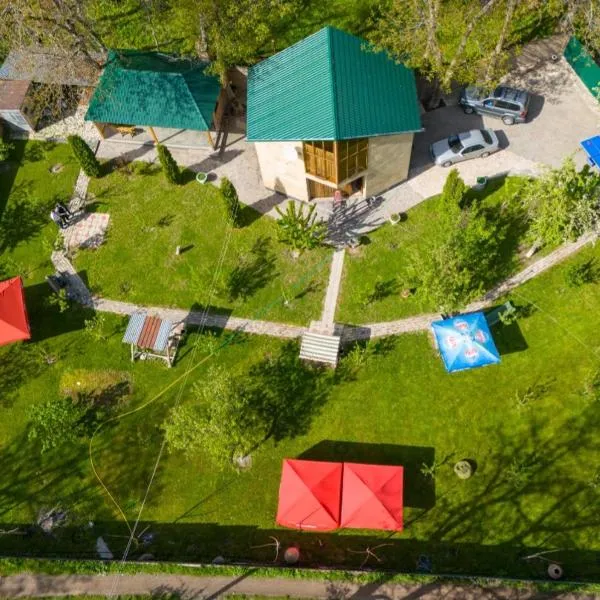 Alpina Guest House，位于Yeghegis的酒店