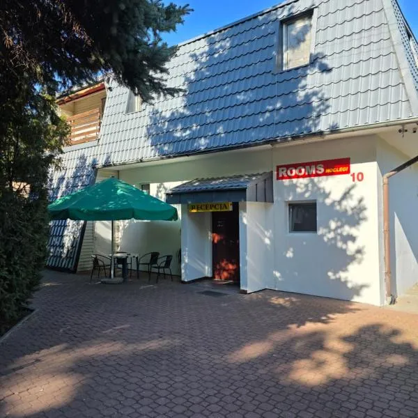 Rooms noclegi，位于Bytyń的酒店
