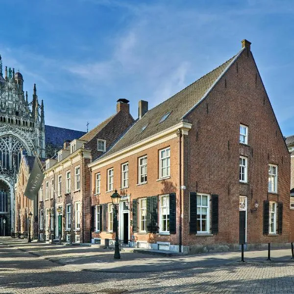 The Saints Hotel，位于登博斯的酒店