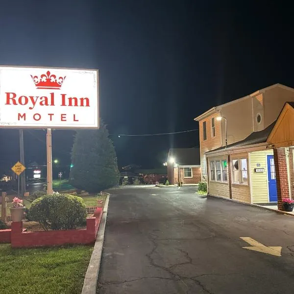 Royal Inn Motel，位于韦恩斯伯勒的酒店