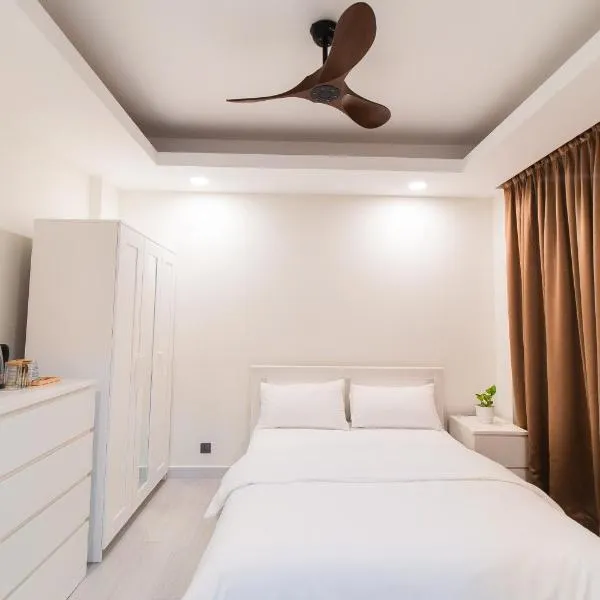 Sunrise Stay 202 Comfy Modern Room in Hulhumale by the Beach，位于胡鲁马累的酒店