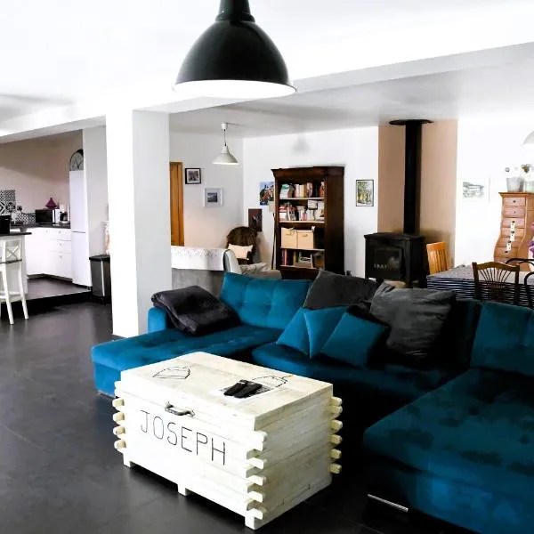 Bergerie rénovée au cœur de la Provence,位于Plan dʼAups的酒店