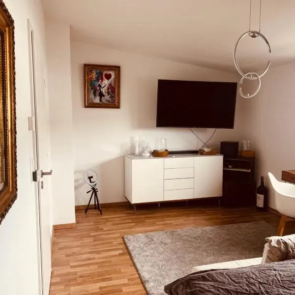 Wohlfühlzimmer，位于格尔斯托芬的酒店