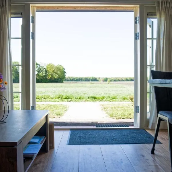 Hof van Eese - De Velduil，位于Eesveen的酒店