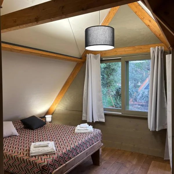 Agriturismo Glamping L'Olivo Country Holidays，位于坎丕里亚麦利蒂玛的酒店